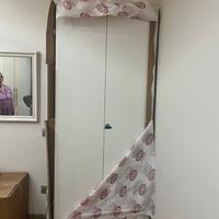 Porta bianca a libro