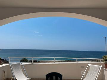 Una finestra sul mare. anche a SETTEMBRE