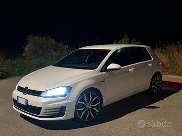 Volkswagen Golf 7 GTD DSG (2014)