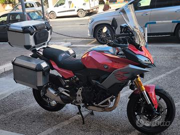 BMW F900XR 
