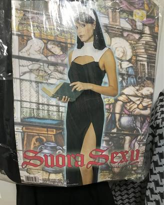 Costume per carnevale da Suora sexy