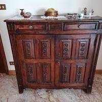 Credenza alta