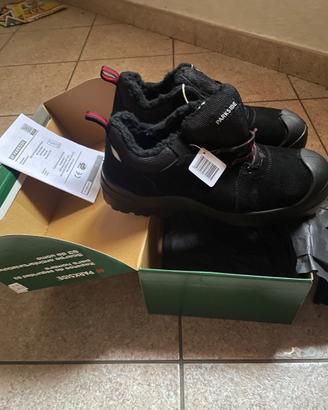 Scarpe antinfortunistica nuove