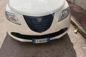 Lancia Y Elefantino anno 2014 1.2 benzina 69 cv