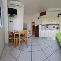 Monolocale a m. 20 dal mare