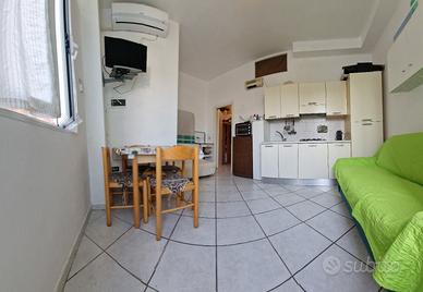 Monolocale a m. 20 dal mare