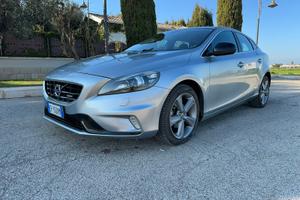 Volvo V40 D2 1.6 Diesel R-Design