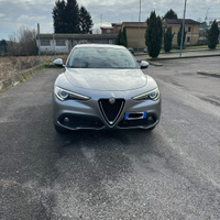 Alfa romeo stelvio q4