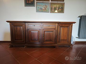 Armadio divano poltrone madia