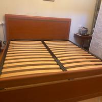 Letto matrimoniale compreso di doghe