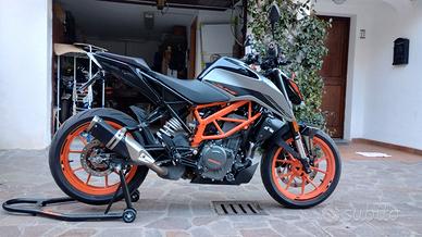 KTM DUKE 390 2021 Silver