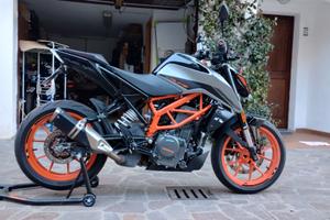 KTM DUKE 390 2021 Silver