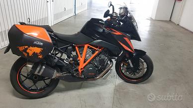 KTM 1290 SUPERDUKE GT