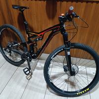MTB Full Biammortizzata Specialized Camber 29 Comp