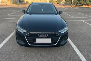 Audi A4 Avant 30 TDI 2.0 136cv S-Tronic MildHybrid