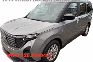 FORD Tourneo Courier 1.0 EcoBoost Titanium PRONTA