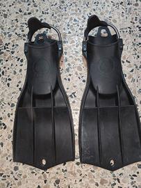 Pinne Subacquea Sub APEKS RK3 Standard Taglia LARG