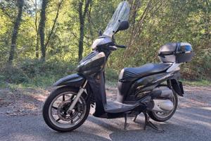 Honda sh 300 650 euro trattabili