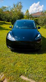 Tesla Model Y RWD - Solo 40.000 km, imm. 06/2024!