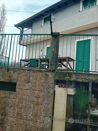 Terreno con villetta