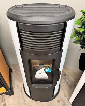 STUFA A PELLET AD ARIA INFINITY 9