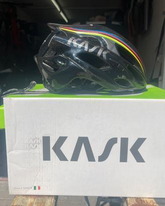 Casco marca KASK taglia M