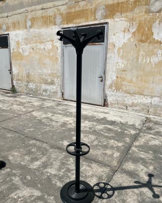 Appendiabiti e porta ombrelli