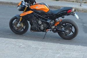 Benelli tnt 899 s