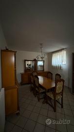 Intera Sala da Pranzo vintage