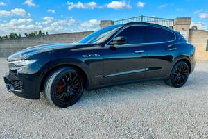 Maserati Levante 3.0 diesel “Nerissimo Edition”