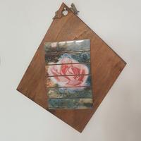 Quadro Artigianale su Legno e Ceramica 