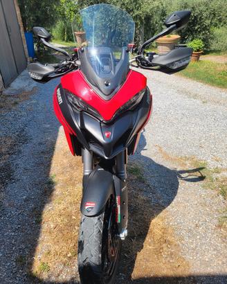 Multistrada V2S   con 7600 km