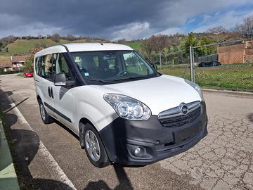 Opel combo n1 5 posti