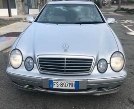 MERCEDES Classe CLK (C/A208) - 2000