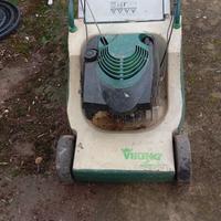 trattorino tagliaerba trazionato