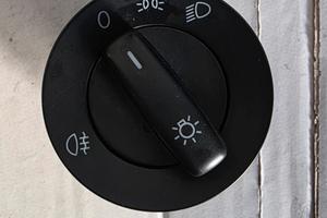 Interruttore luci originale Wolkswagen 