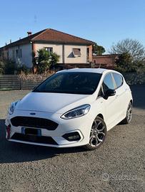 Ford stline nuova