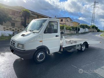 Iveco turbo daily carroattrezzi permuta