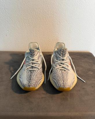 Adidas Yeezy Boost 350 V2 blu
