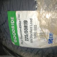 Gomme 225/ 55 /19 