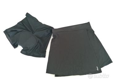 Pantaloncino/gonna ciclismo taglia S
con coulotte 