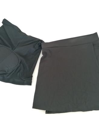 Pantaloncino/gonna ciclismo taglia S
con coulotte 