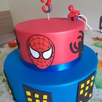 Torta di compleanno finta  in gomma Eva spider man