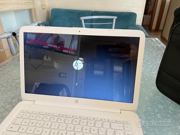 HP Stream 14” + mouse + borsa + caricabatterie