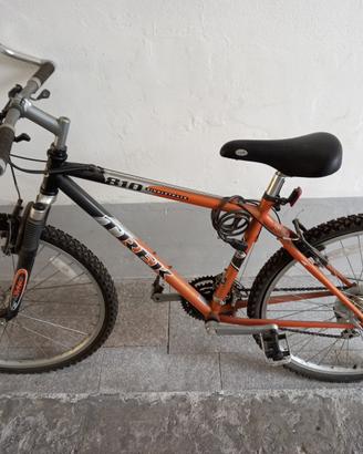 Bicicletta trek 810