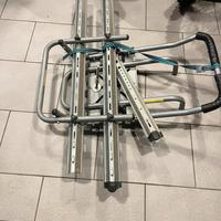Porta bici su ruota di scorta.