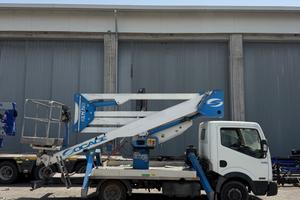 PIATTAFORMA AEREA AUTOCARRATA 2O METRI SOCAGE