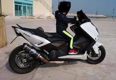 Yamaha t max