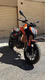 Ktm Duke 890