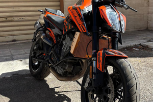 Ktm Duke 890
